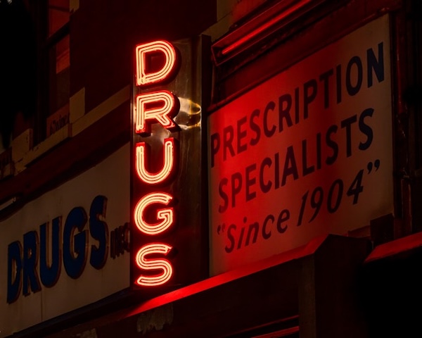 Longevity Substanzen in Deutschland: Peptide & Co.